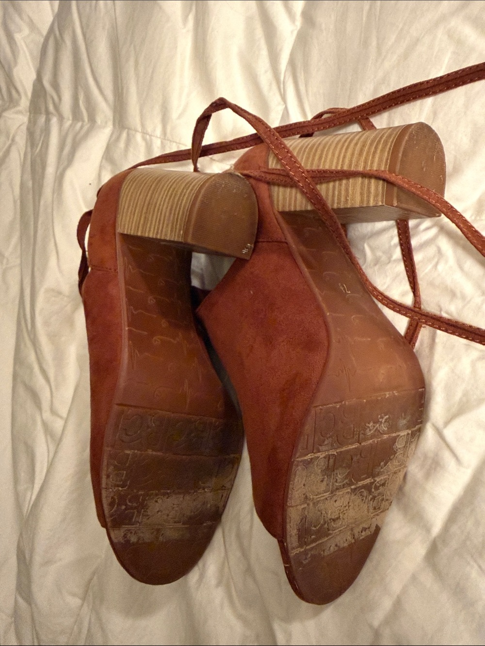 Fun shoes - Picture 3 of 3